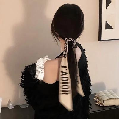 特维和他的七个女儿